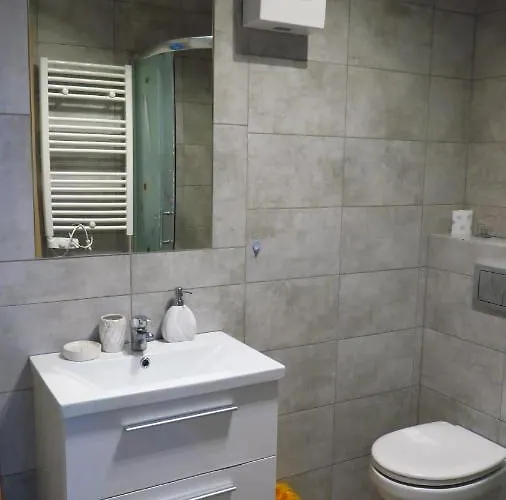 Jan-54 كرينيتا مورسكا