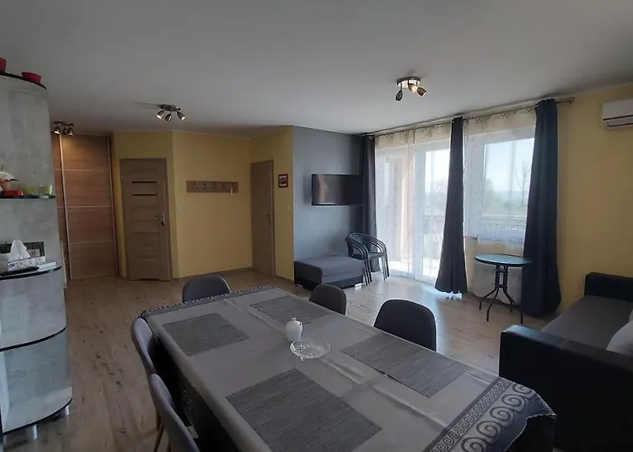 Jan-54 شقة كرينيتا مورسكا